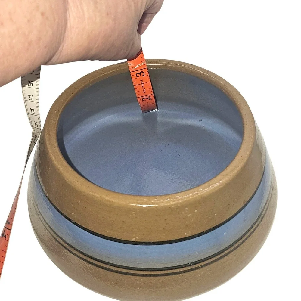 Bretby Stoneware England Blue Banded Tan Ceramic Bowl Studio Pottery 3 Inch‎